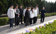 缅怀革命先烈 传承长征精神 锤炼优良作风——必赢官网开展烈士陵园祭扫主题实践活动